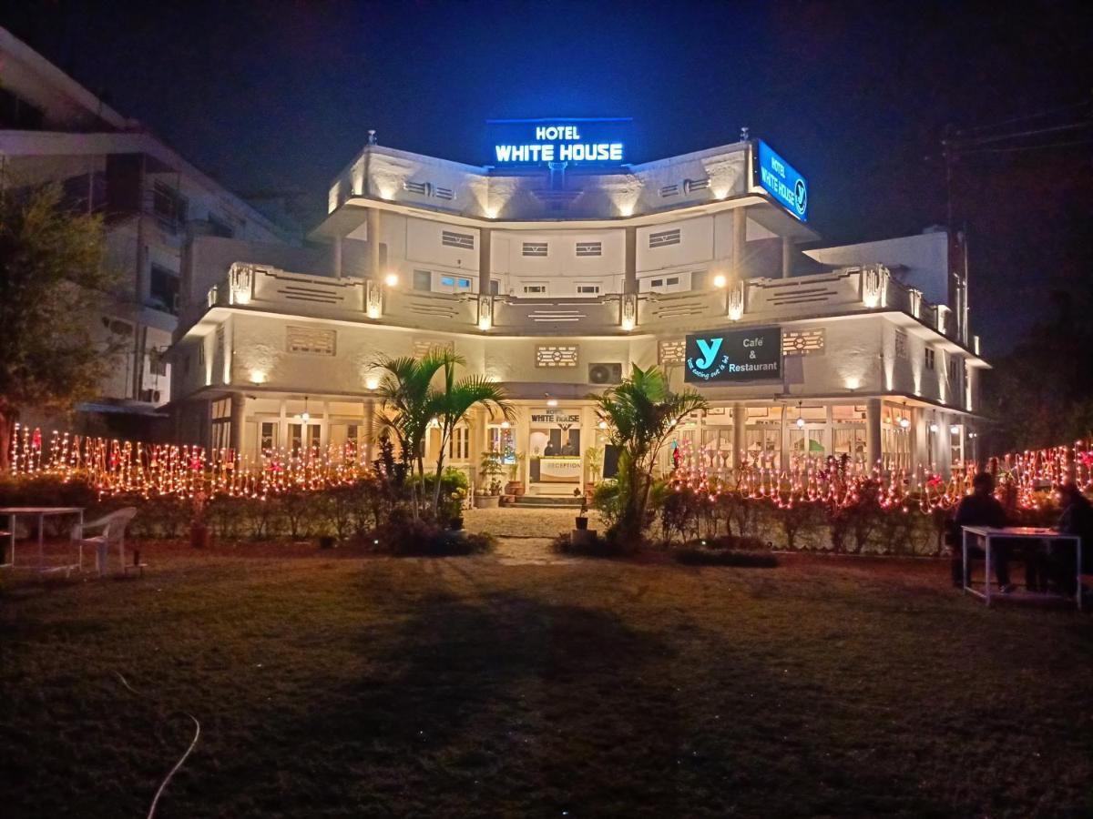 Hotel White House デヘラードゥーン エクステリア 写真