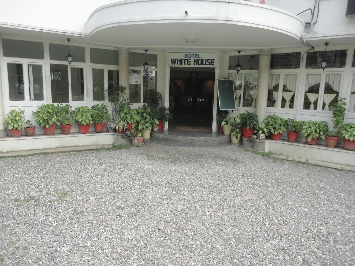 Hotel White House デヘラードゥーン エクステリア 写真